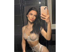 Проститутки Киев, Голосеевский Бывшая стриптизерша. Полный релакс и блаженство