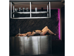 Проститутки Киев, Святошинский Пристрасна, лагідна і трішки розпусна жінка