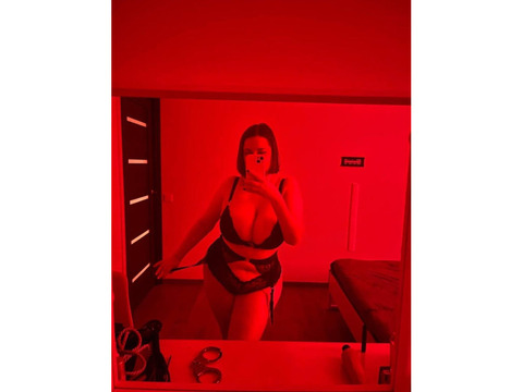 Проститутки Киев: Запрошую на еротичний масаж